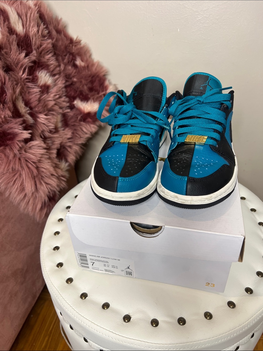 Nike Jordan Low Sneakers in Teal and Black Women’s